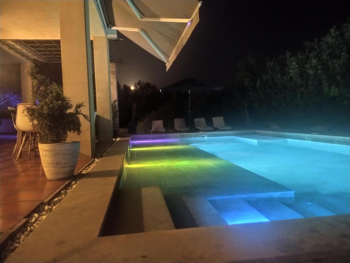 Les Canyes Cottage, Private Villa Resort Piera Εξωτερικό φωτογραφία