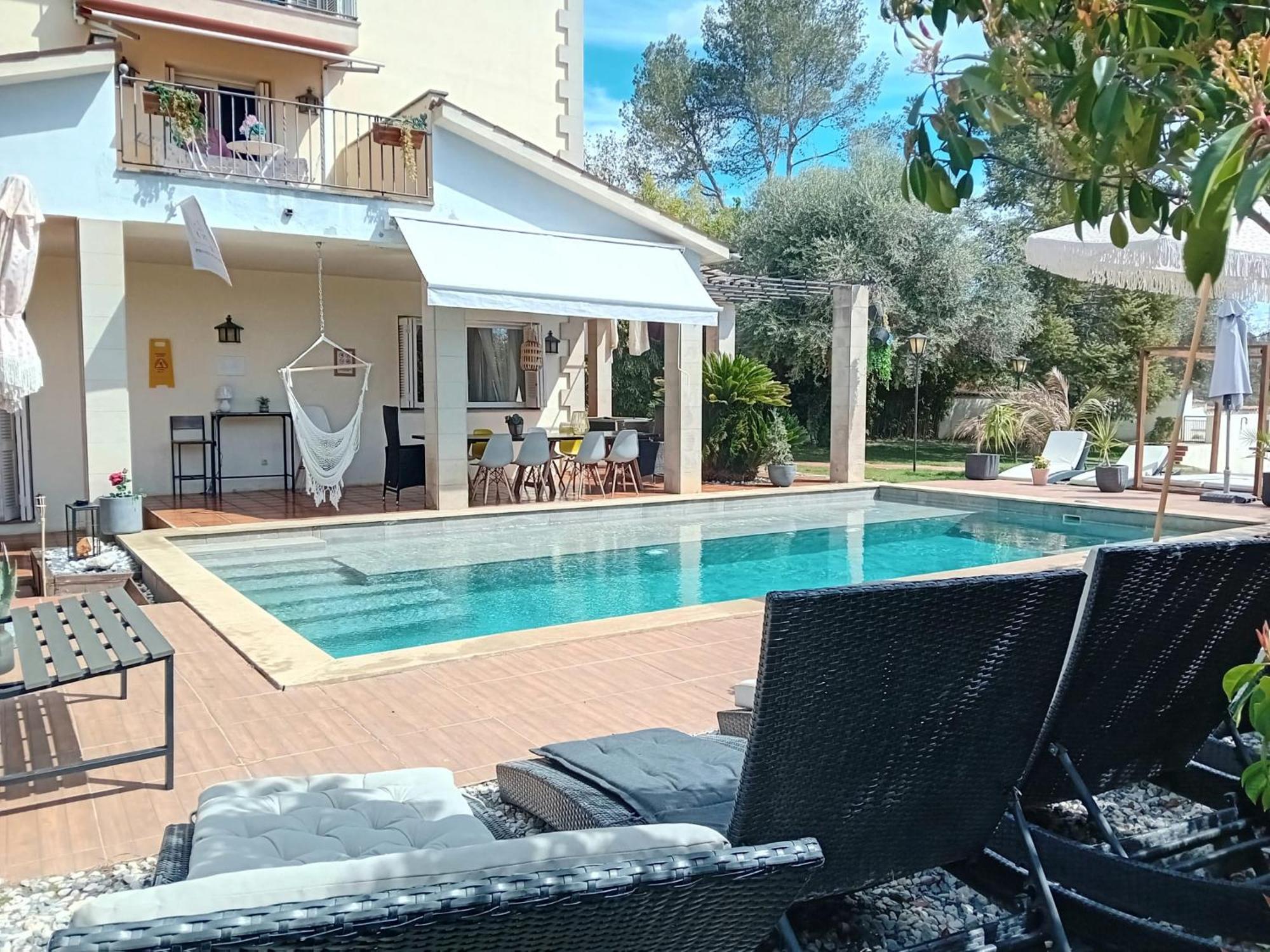 Les Canyes Cottage, Private Villa Resort Piera Εξωτερικό φωτογραφία